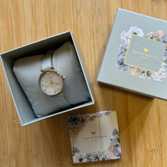 Olivia Burton Queen Bee Watch With 30mm Grey Pearl Face & Grey Leather Band - Picture 8 of 8